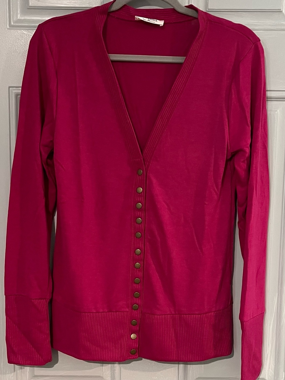 Women's XL Fuchsia Button-Front V-Neck Cardigan